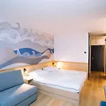Bolero Hotel