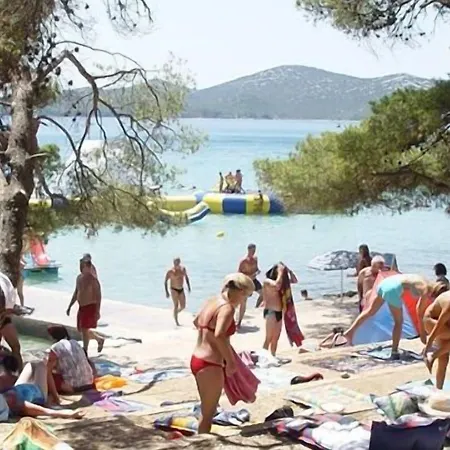 Bolero Biograd Na Moru